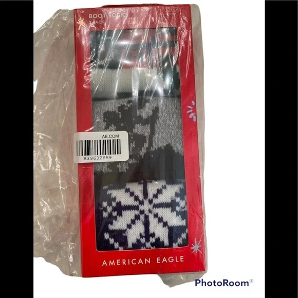 New in Box American Eagle Outfitters 3 Pack of Boot Socks - Picture 3 of 3